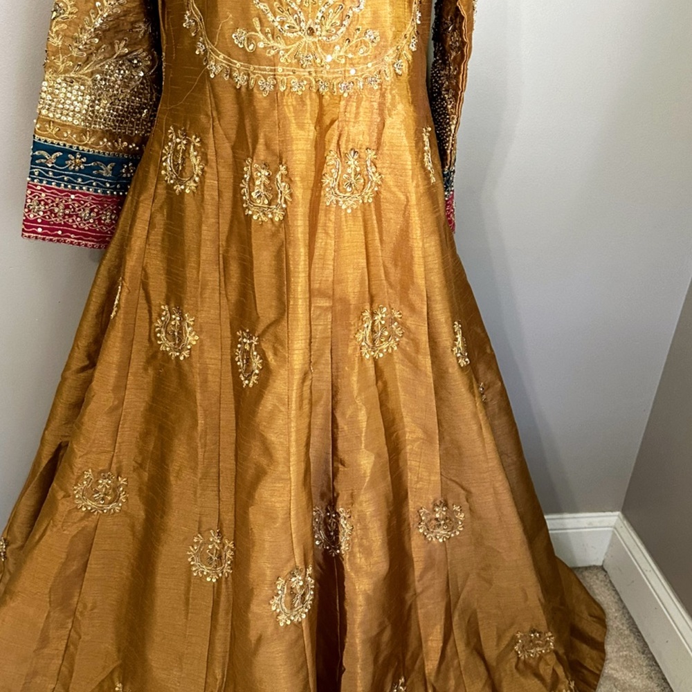 Embellished Golden Brown Traditional Evening Dress - Picture 9 of 14